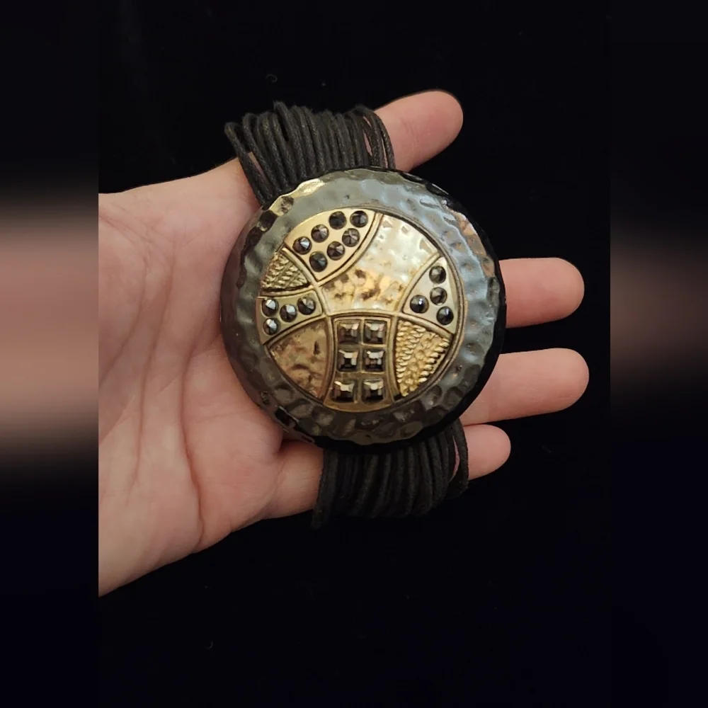 Bohemian Style Black and Gold Bracelet - Picture 1 of 2